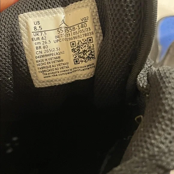 Nike Air Jordan 1 Low - Picture 5 of 6